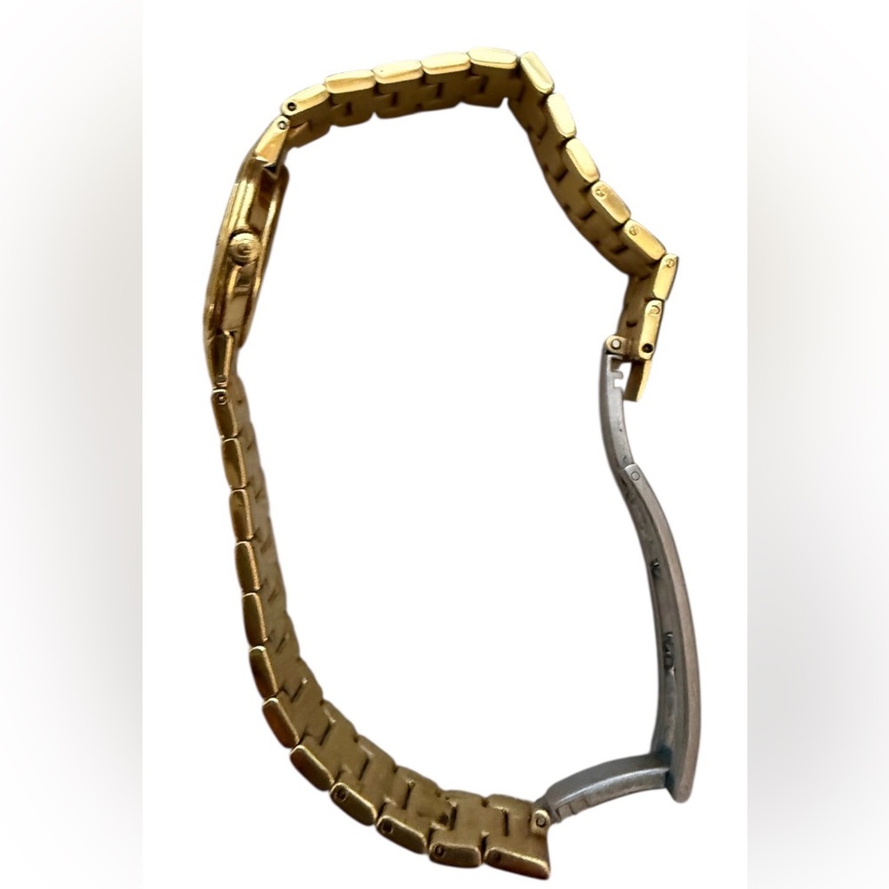 “NWOT VINTAGE GUCCI 3300.2.L WOMEN’S GOLD PLATED SWISS QUARTZ WATCH” - Picture 11 of 11